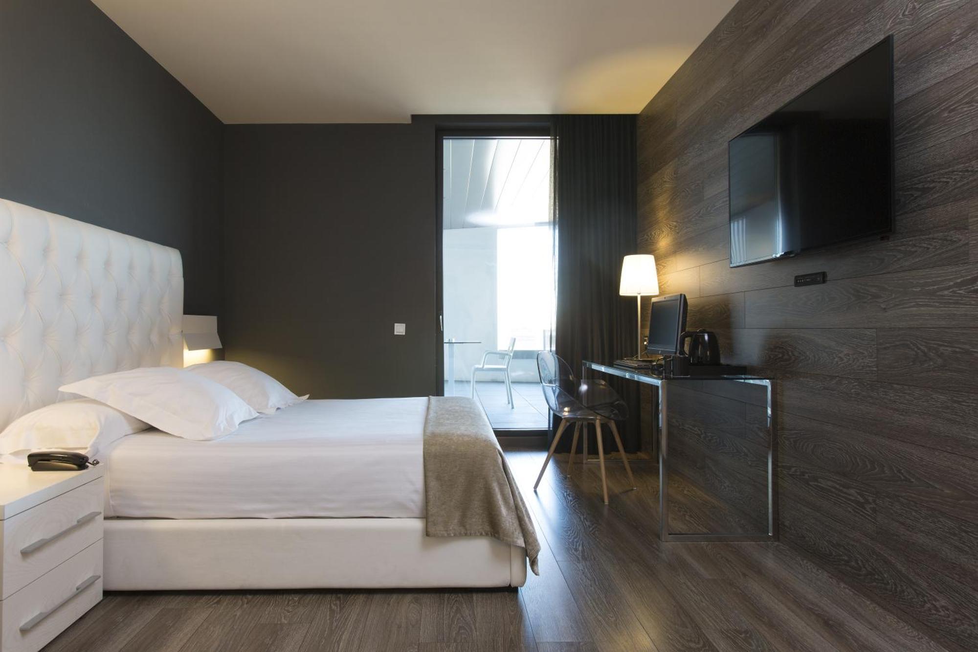 Hotel Sb Plaza Europa L'Hospitalet de Llobregat Luaran gambar